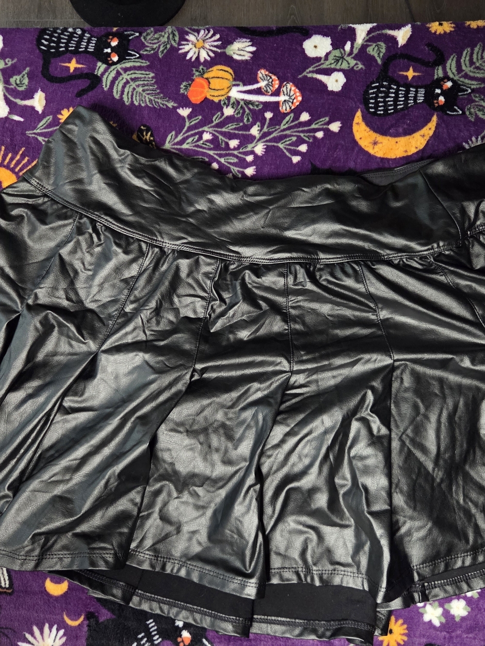 Offline By Aerie Faux Skort XL